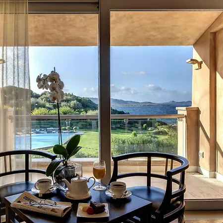 L'ea Bianca Luxury Baja Sardinia