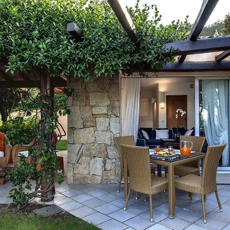 Ξενοδοχείο L'ea Bianca Luxury Baja Sardinia