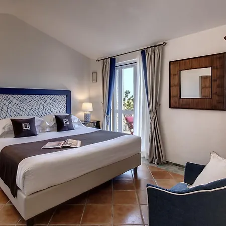 L'ea Bianca Luxury Hotel 5*