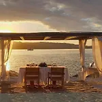 L'ea Bianca Luxury Hotel