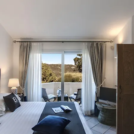 إليا بيانكا لوكجوري فندق 5*