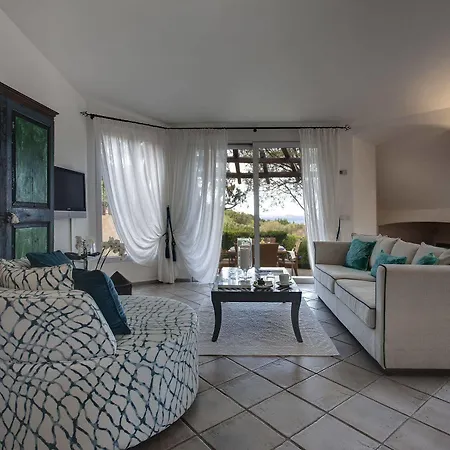 إليا بيانكا لوكجوري 5* بايا سردينيا