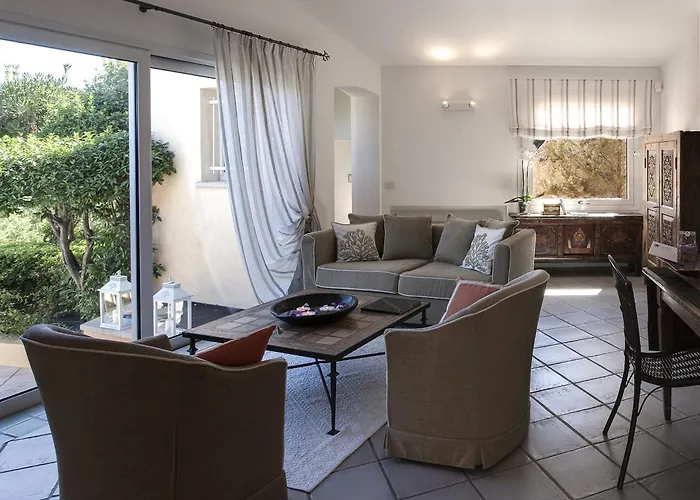 Hotel L'ea Bianca Luxury Baja Sardinia