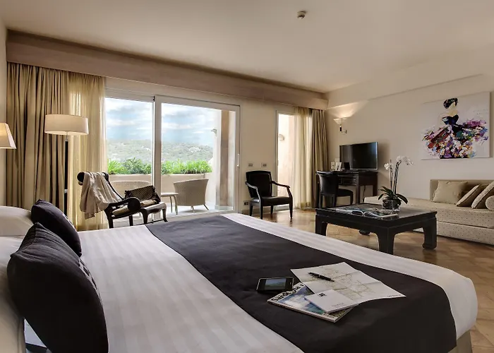 Szálloda L'ea Bianca Luxury Baja Sardinia