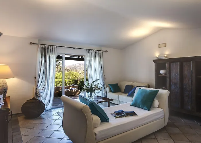 Szálloda L'ea Bianca Luxury Baja Sardinia