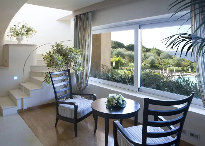 L'ea Bianca Luxury Hotel 5*