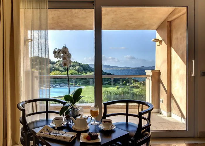 L'ea Bianca Luxury Hotel 5*